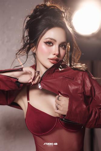 VELVET #037